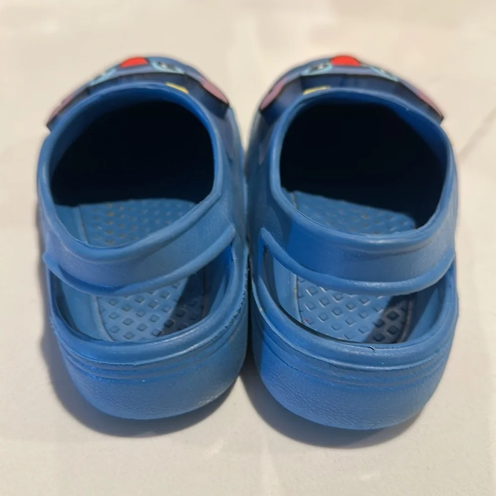 Lilo & Stitch Light Up Sandals - blue - size 5/6